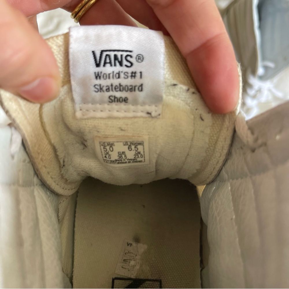 High top Vans - Picture 3 of 3